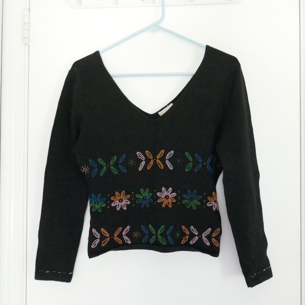 vintage Y2K v-neck stretch fitted black sweater floral beading design size L